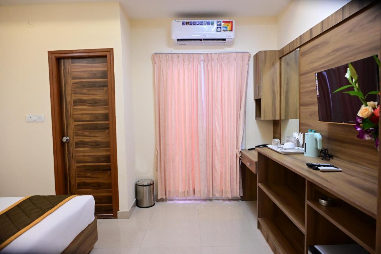 Otel Feel Comfort Bangalore Eksteriør billede