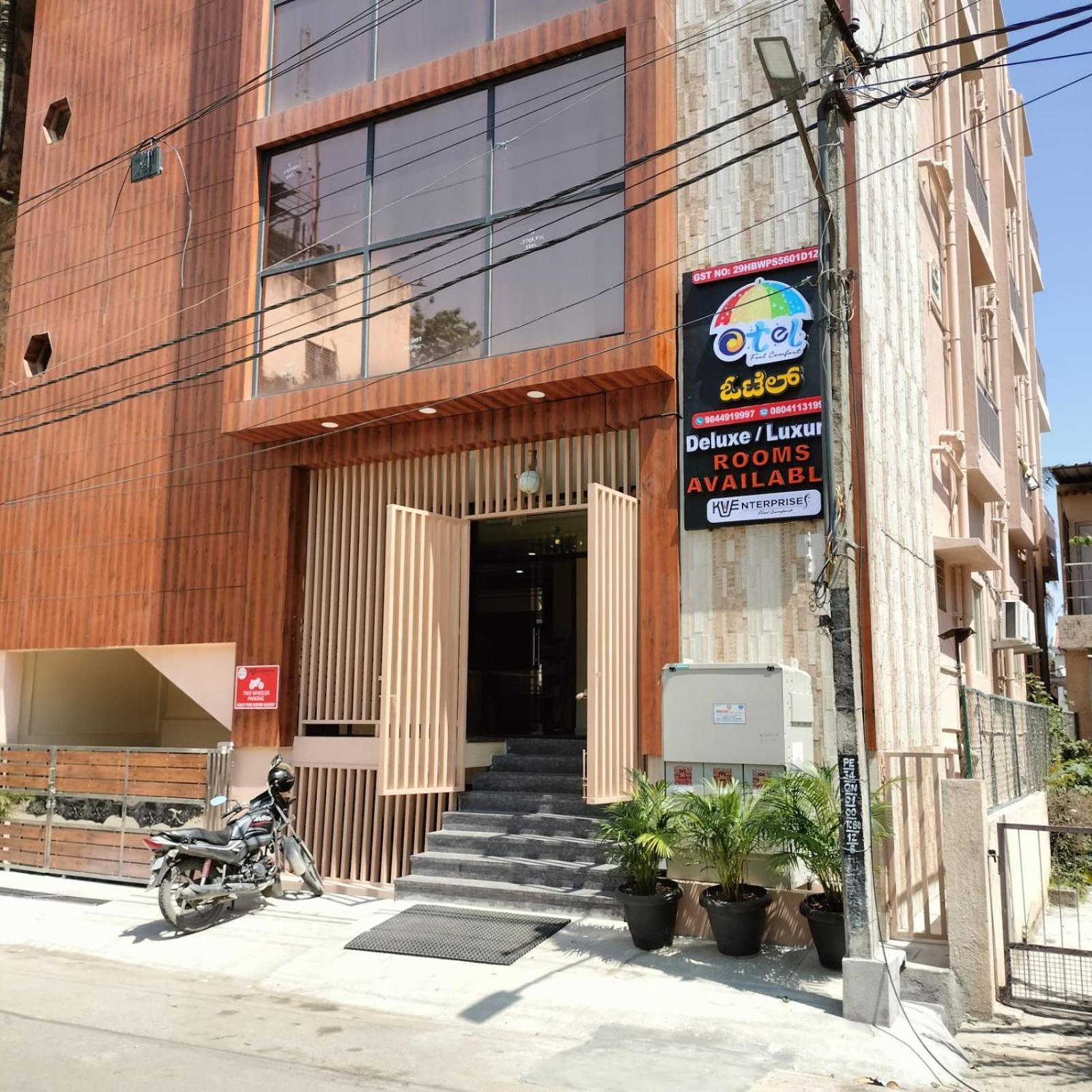 Otel Feel Comfort Bangalore Eksteriør billede